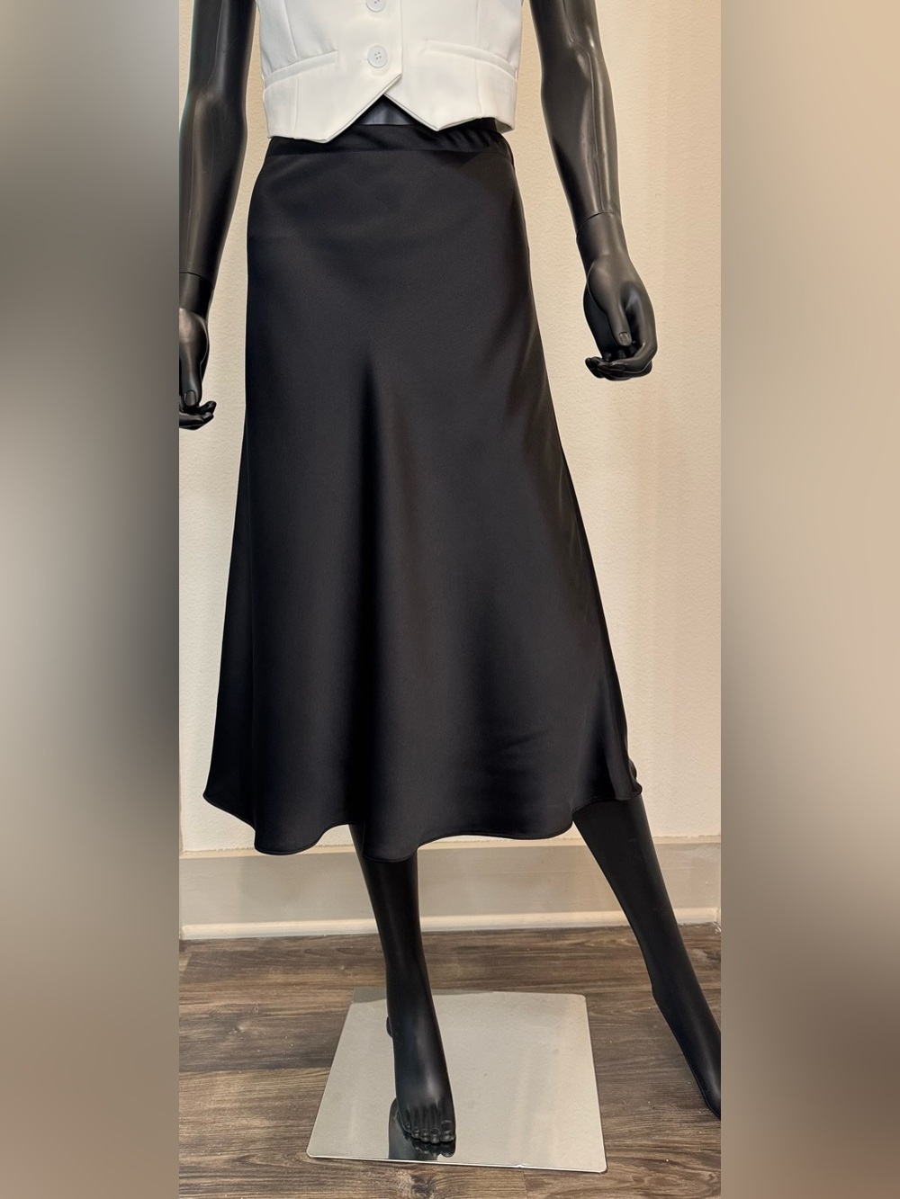 Mango Sleek Black A-Line Midi Skirt